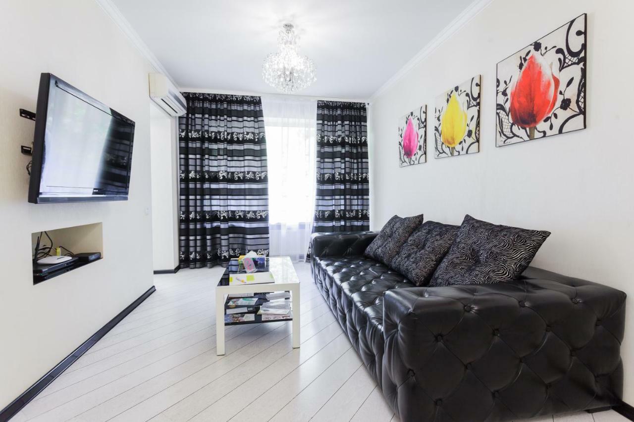 Partner Guest House Kiev Luaran gambar